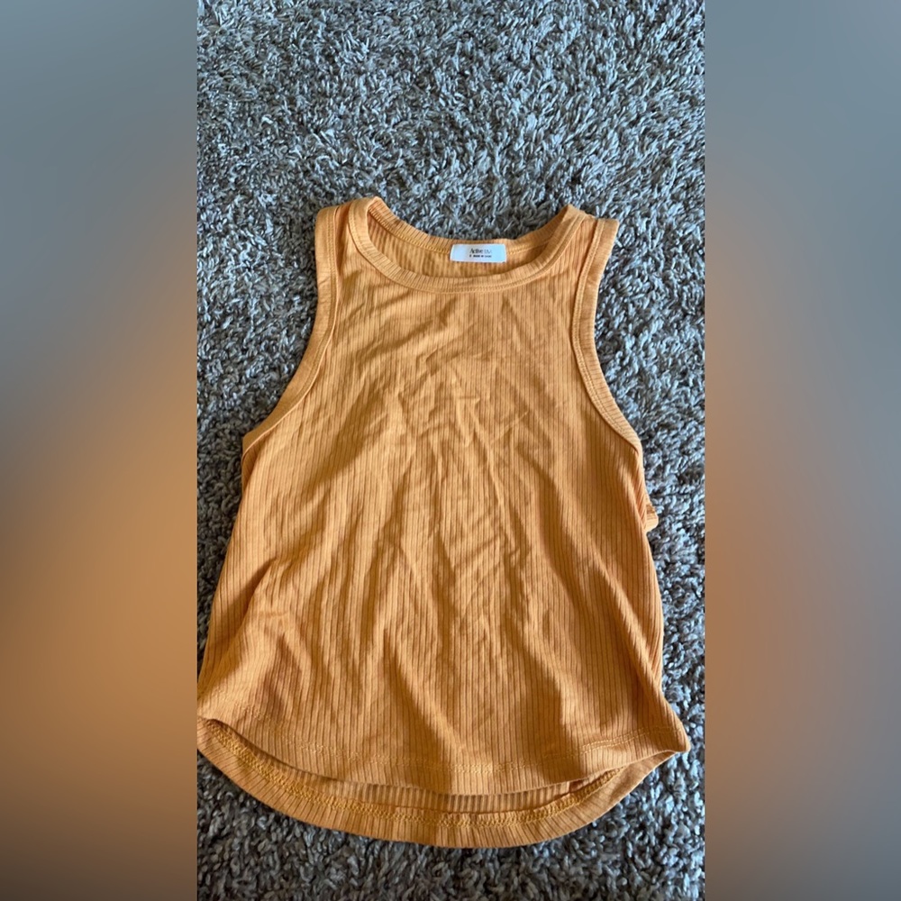 small crop top